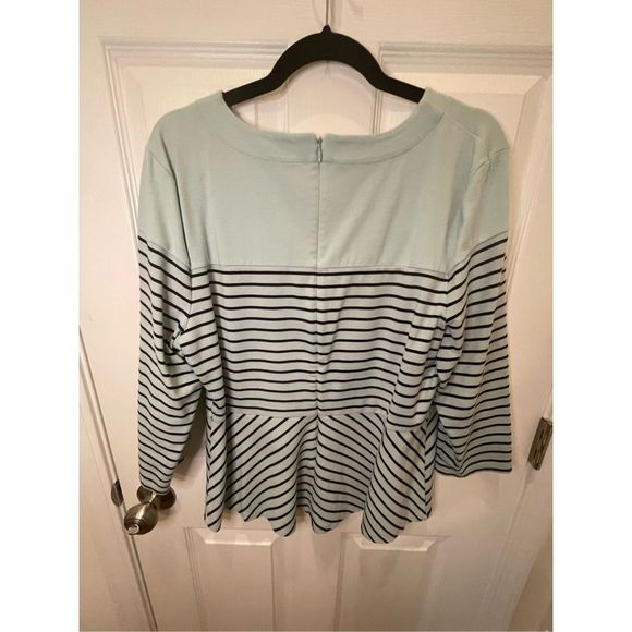 Talbots XL bundle lot blouse and 1/4 zip sweatshirt - Picture 5 of 16